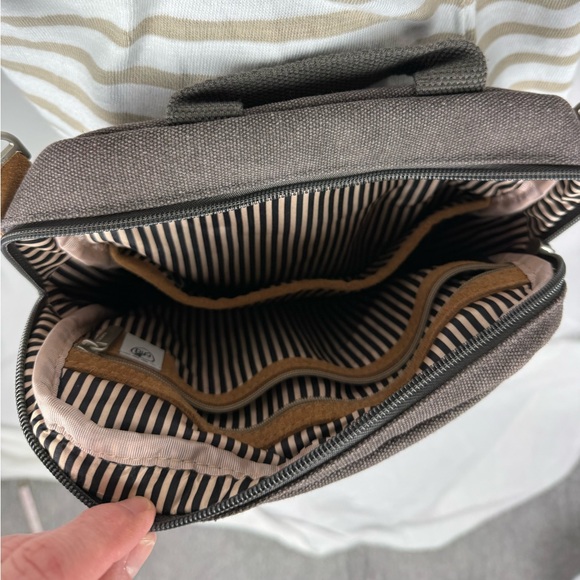 Travelon Heritage Anti-Theft Tour Bag Crossbody, Gray,RFID Travel Purse - Picture 12 of 16